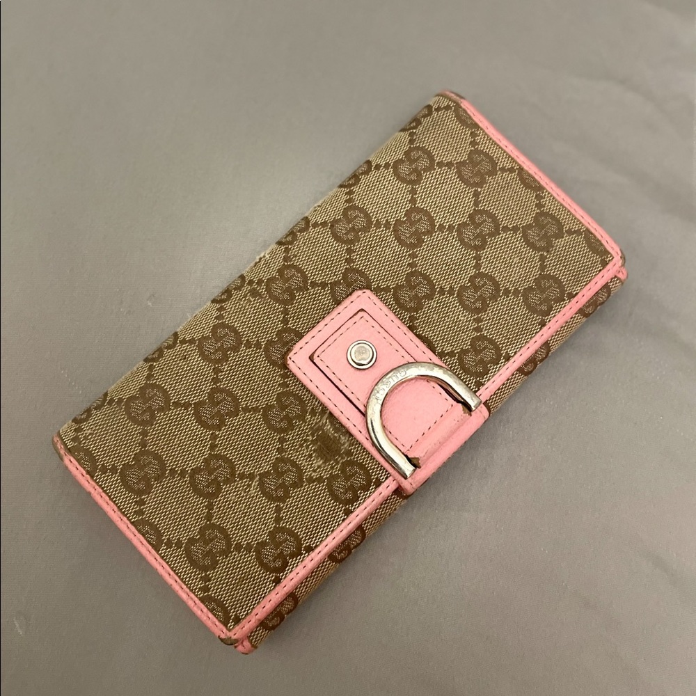 Gucci wallet